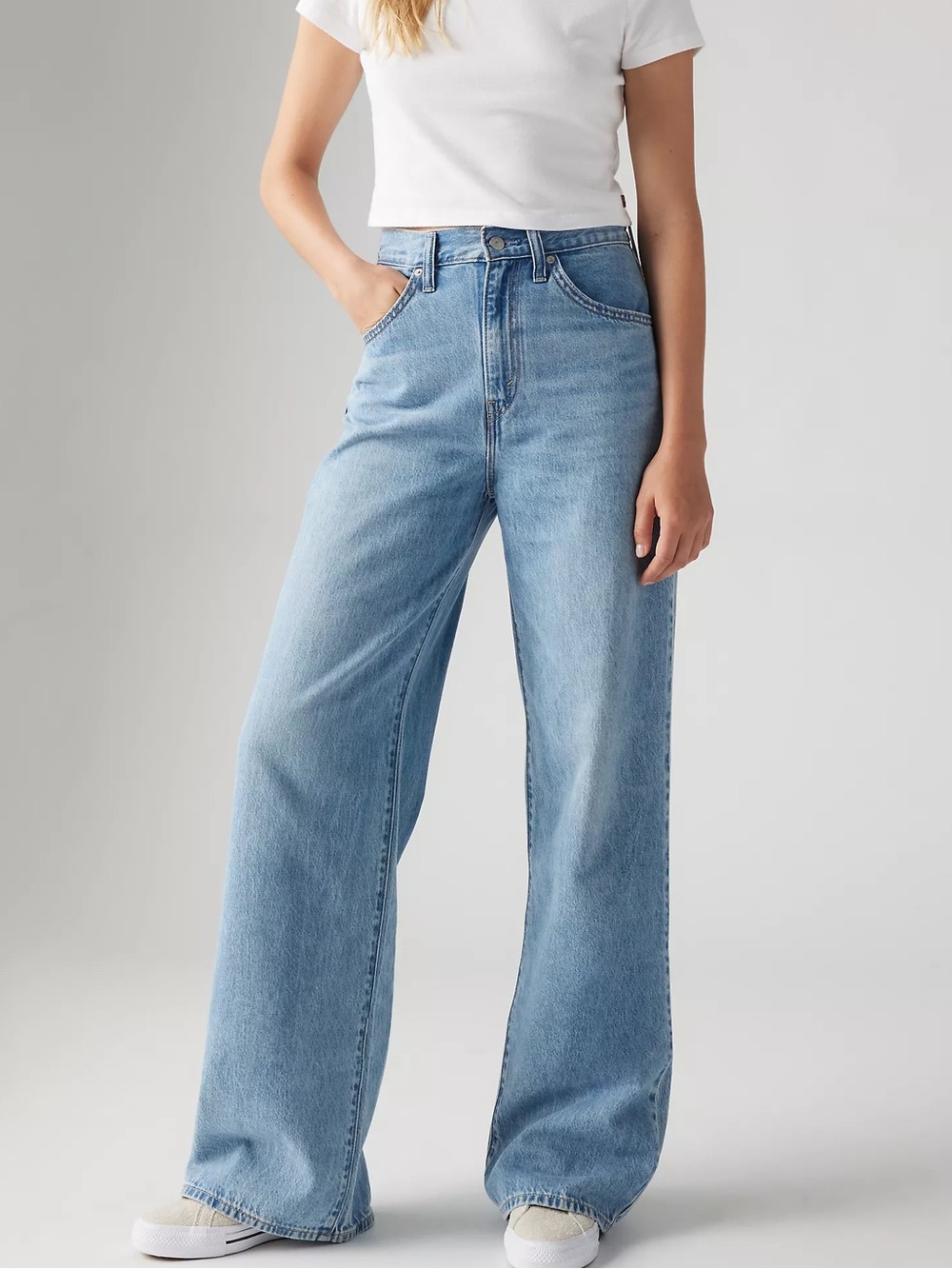 Levi’s Cinch Baggy Jeans